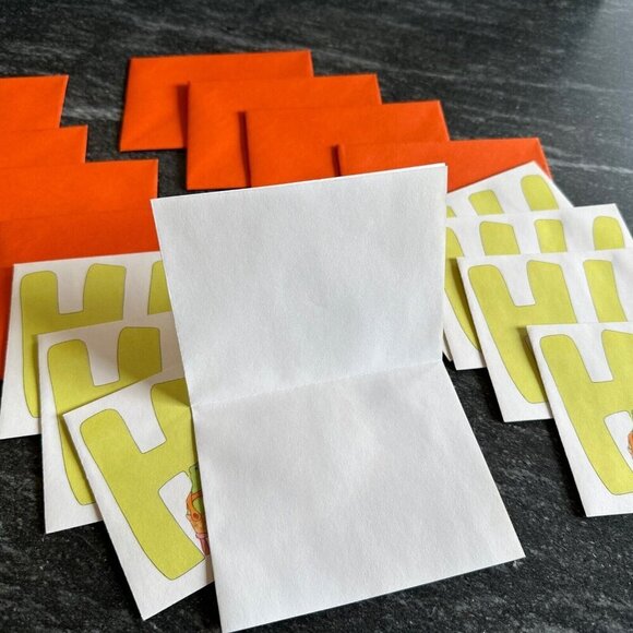 Vintage Hallmark Notes & Seals Frog Print with Envelopes Set of 8 (Opened Box) - Picture 5 of 8